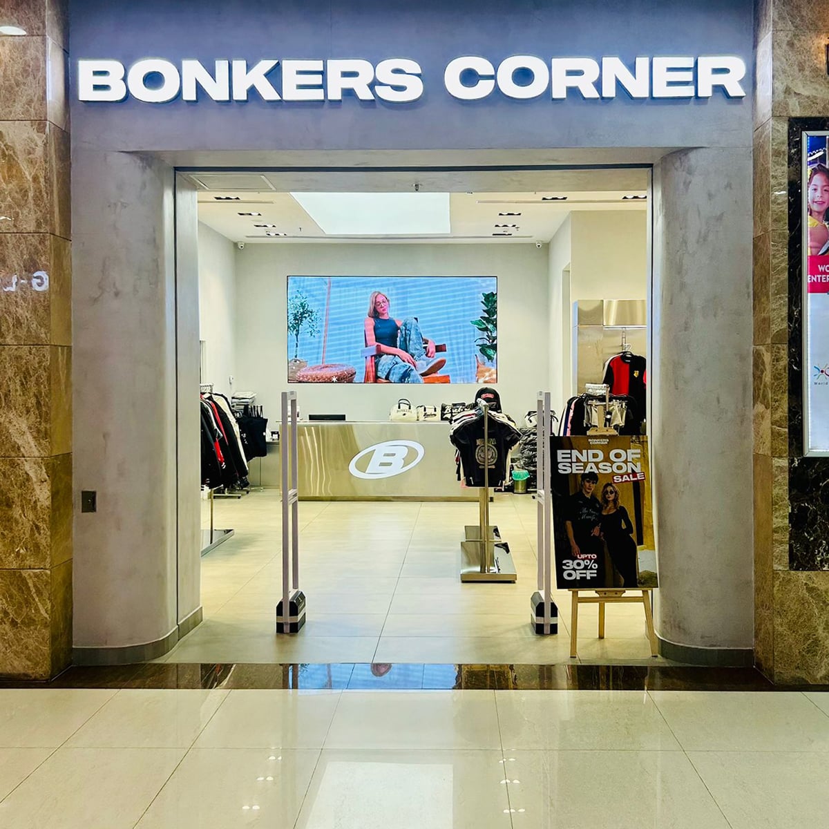 Bonkers Corner - Lulu Mall, Kochi